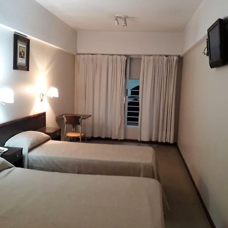 Hotel Carrara Buenos Aires Esterno foto